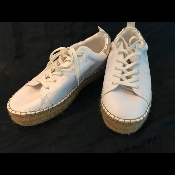 Steve Madden Shoes - Ladies leather sneakers